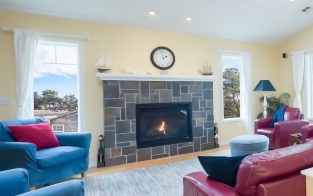 Seaside Vacation Homes