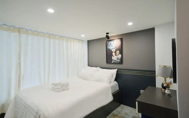Galang Hotel