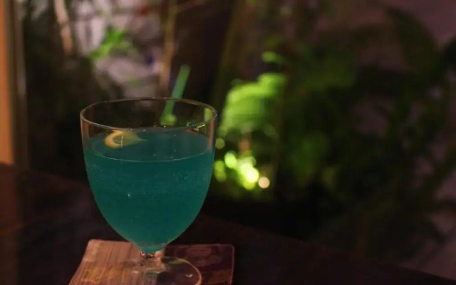 En- Hostel & Café Bar