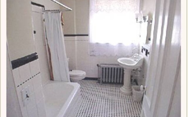 The Charles Newhall House