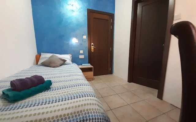 Lingo Hostel