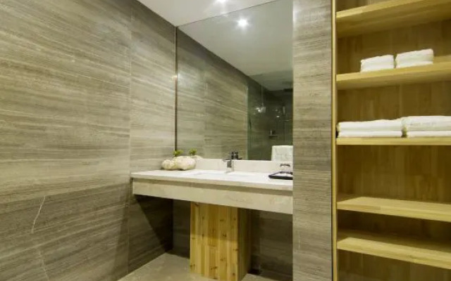 Elan Hotel (Yuyao Xinjian North Road)
