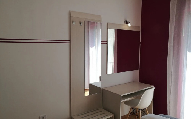 Ton - 200m From the sea - A2