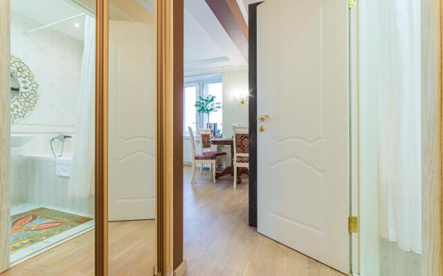 Два города на улице Трофимова 4Б