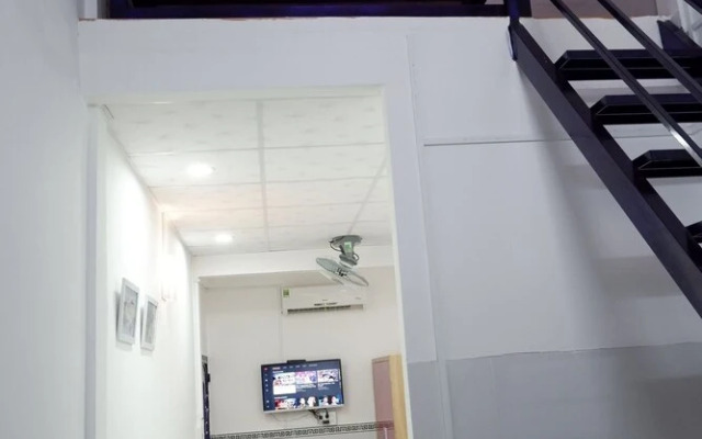 Winter Spring Homestay Center