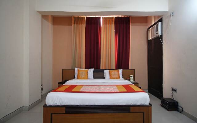 OYO 7769 Hotel Atithi