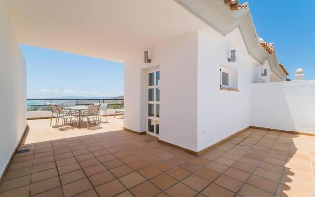 3 Bedroom Townhouse near Sotogrande port with spectacular views