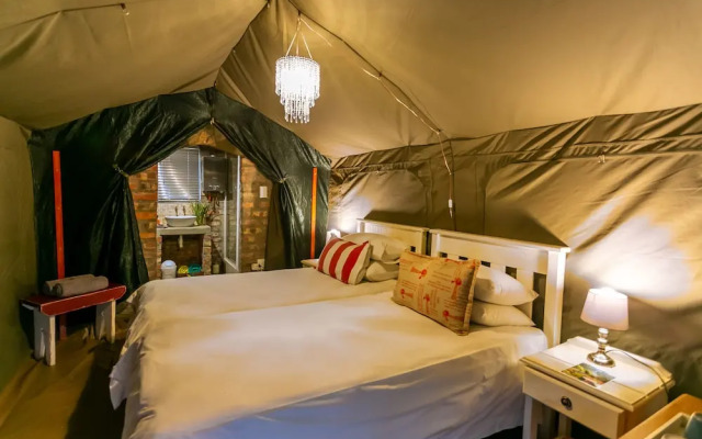 Schoemanshoek Glamping & Self Catering