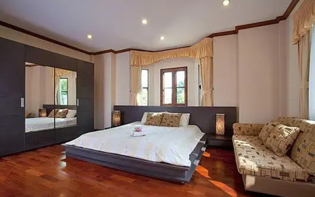 Magnificent Mountain View Retreat