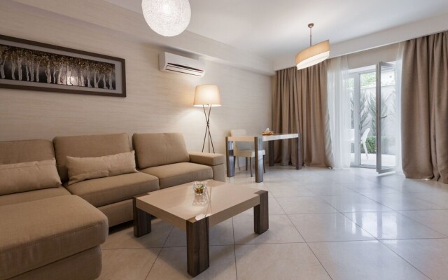 Sun City Arcadia Apartments