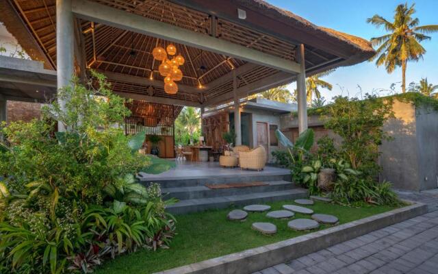 Kahayana Suites