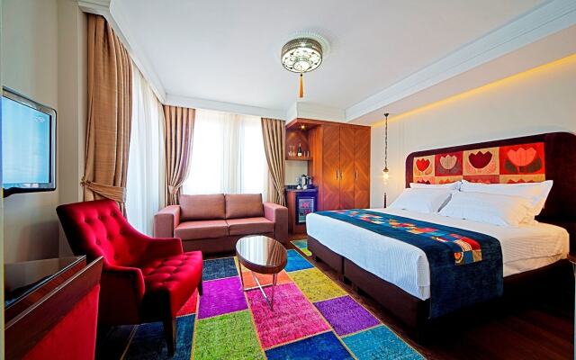 Azade Suites