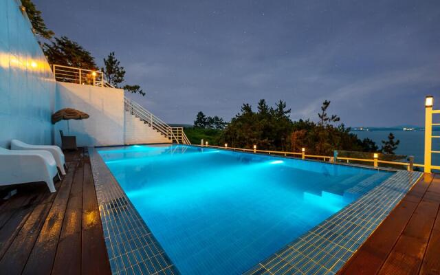 yeosu mereu spa pension