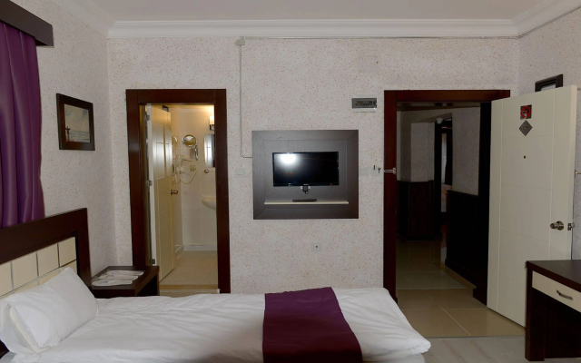 Kucuk Velic Hotel