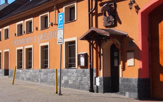 Penzion a Restaurace Na Jízdárně