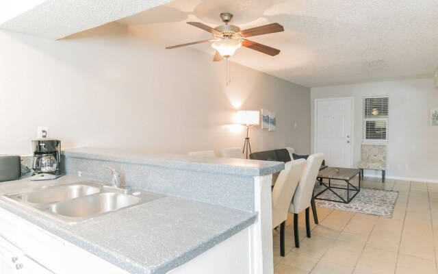 The Economy Suites of East Austin