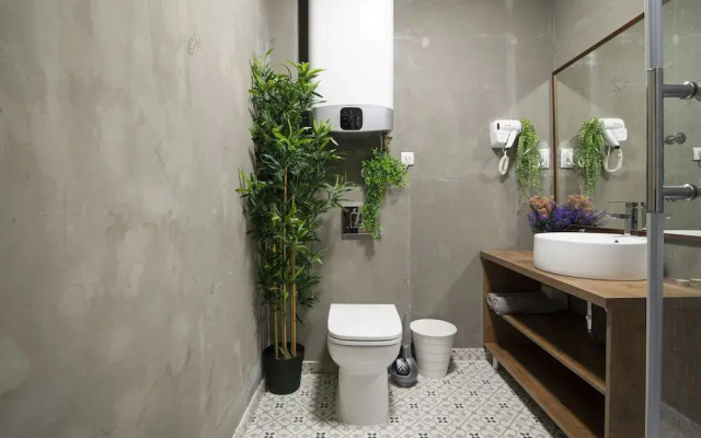 Central Apartments HOT TUBE