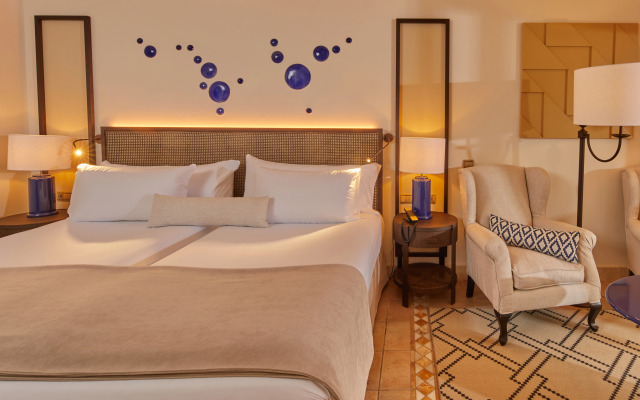 Gran Hotel Atlantis Bahia Real G.L.