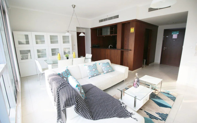 The Residences 7 by R&H