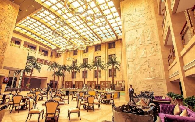 Huangjingang Holiday Hotel