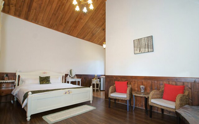 Hou Niao Fei Xing B&B
