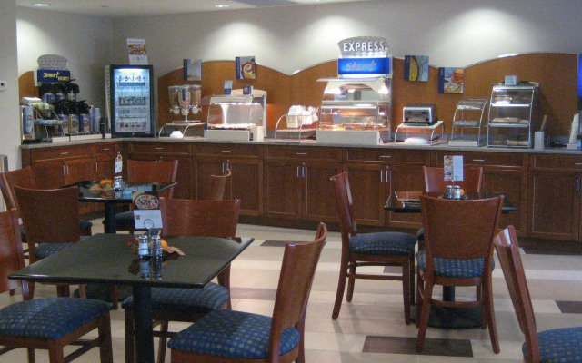 Hampton Inn Westfield