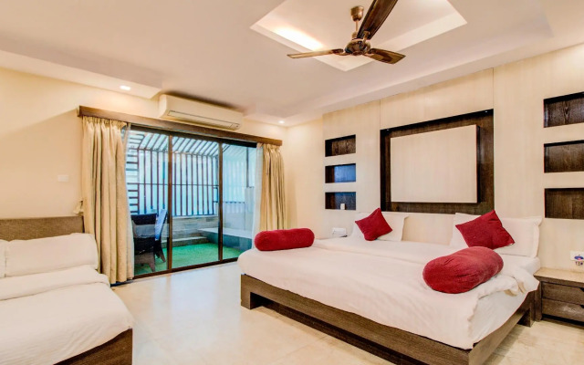 Royal Garden Retreat