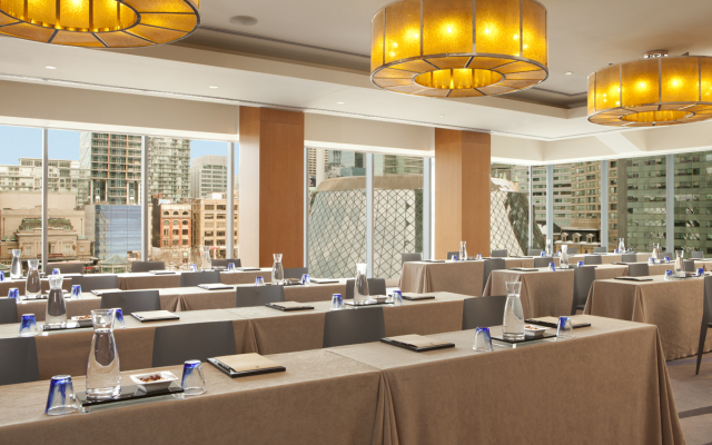 The Ritz-Carlton, Toronto