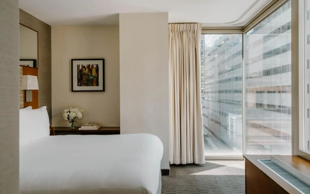 Hôtel Chateaubriand Champs Elysées