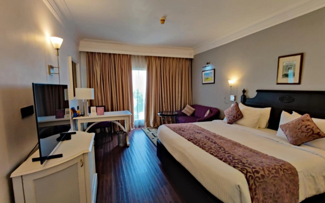 Hotel Royal Orchid Bangalore – Guest Rooms – Bangalore