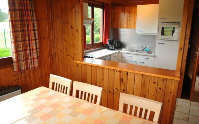 Bungalow 500 M From The Ourthe And From The Centre Of Town