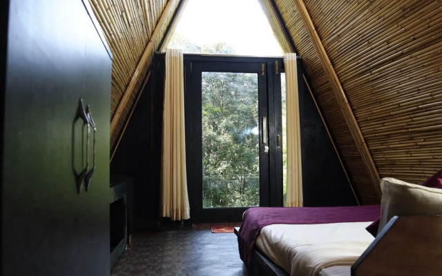 Beyond Stay Ananhyam Resort Sattal