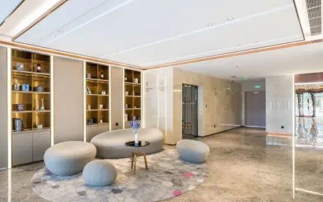 Lavande Hotel (Beijing International Information Industry Base Branch)