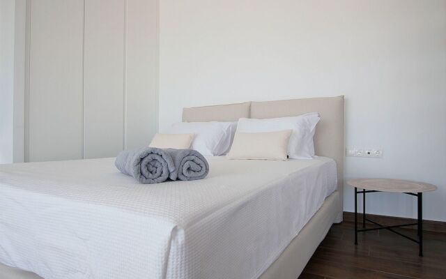 Alana Suites