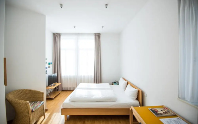 Hotel Robert Mayer