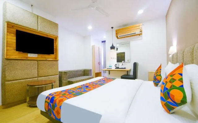 FabHotel The Residency 44 Noida