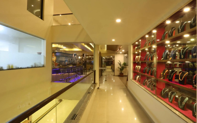Yatri Suites and Spa