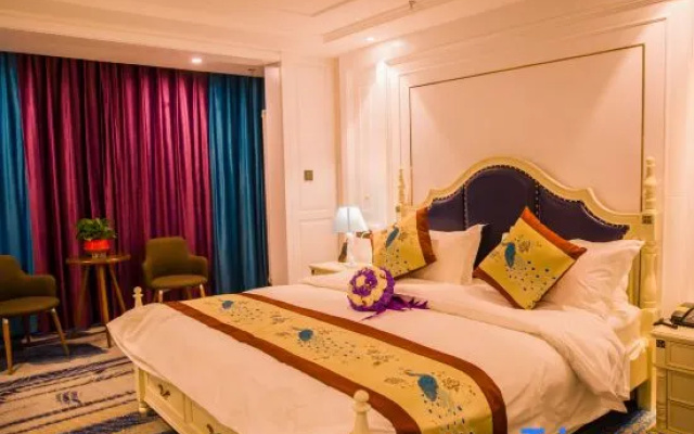 Hanyuan Business Hotel (Victoria commercial building of Linhe high speed railway station) – Guest Rooms – Bayannur