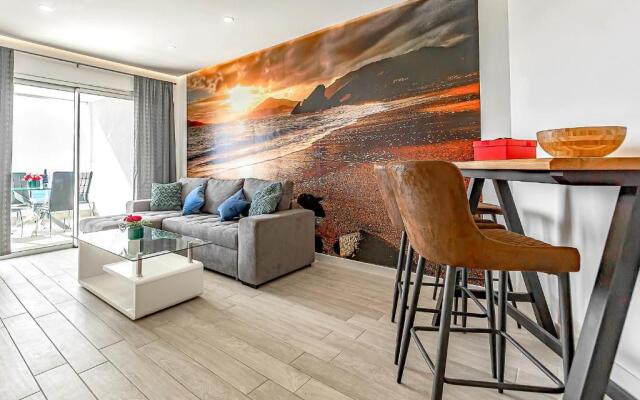 Ocean Garden Apartment With Seaview.