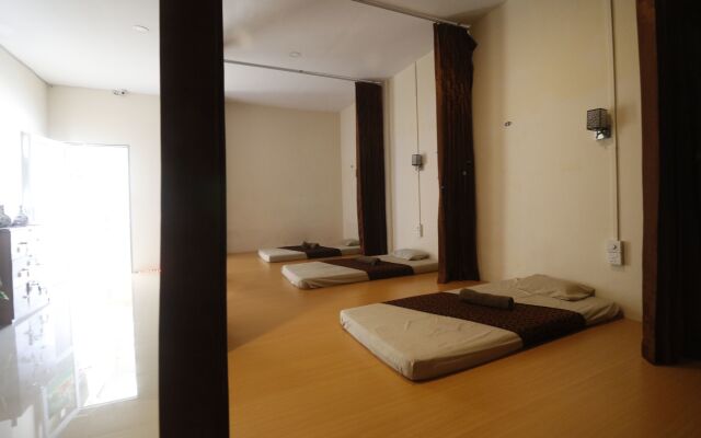 RedDoorz Plus @ Tanjung Uncang Batam