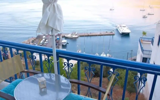 Michalis Studios