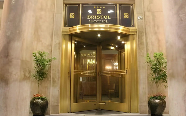 Hotel Bristol