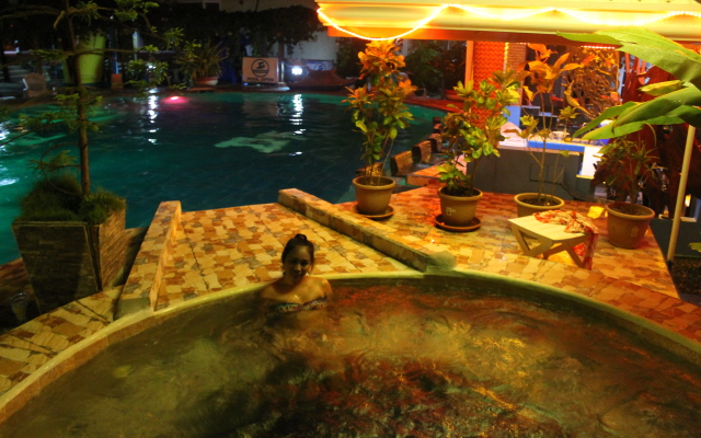 Deep Forest Garden Hotel