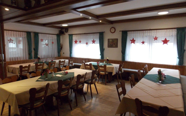 Gasthaus Pension Rezatgrund