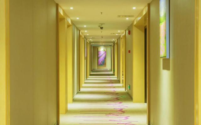 Lavande Hotel Zhuhai Aviation New Town airport