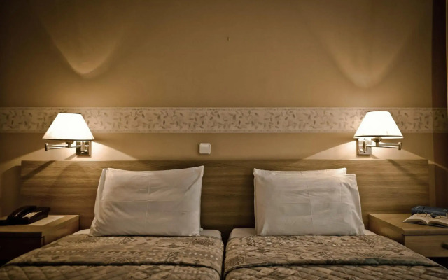 Anesis Hotel