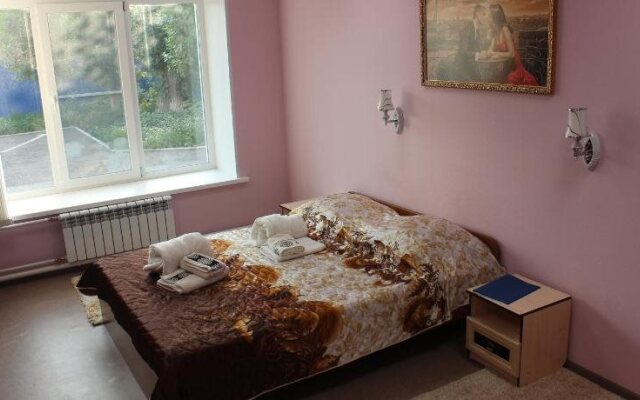 Guris Hotel - Hostel