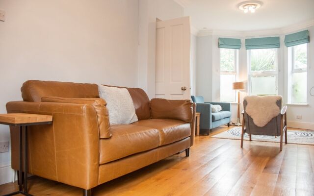 Rugby Lodge 3 Bedrooms Dublin