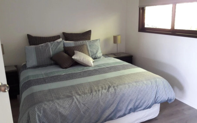 Water's Edge Holiday Homes