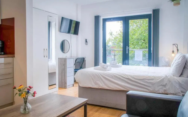 Princess Lofts 3 - 1 Bedroom Studio - Swansea